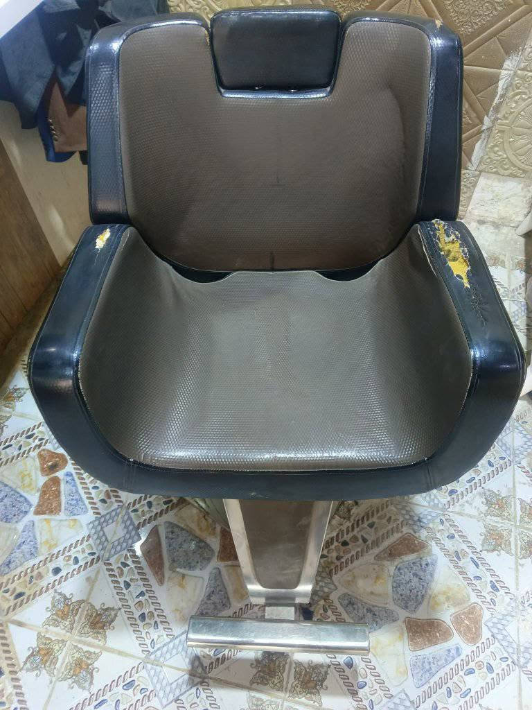 ميز ومرايات وكرسي حلاقة السعر 150الف


**إذا كنت صاحب هذا الإعلان وتريد حذفه لأي سبب، رجاءا أرسل رسالة إلى الدعم الفني**
