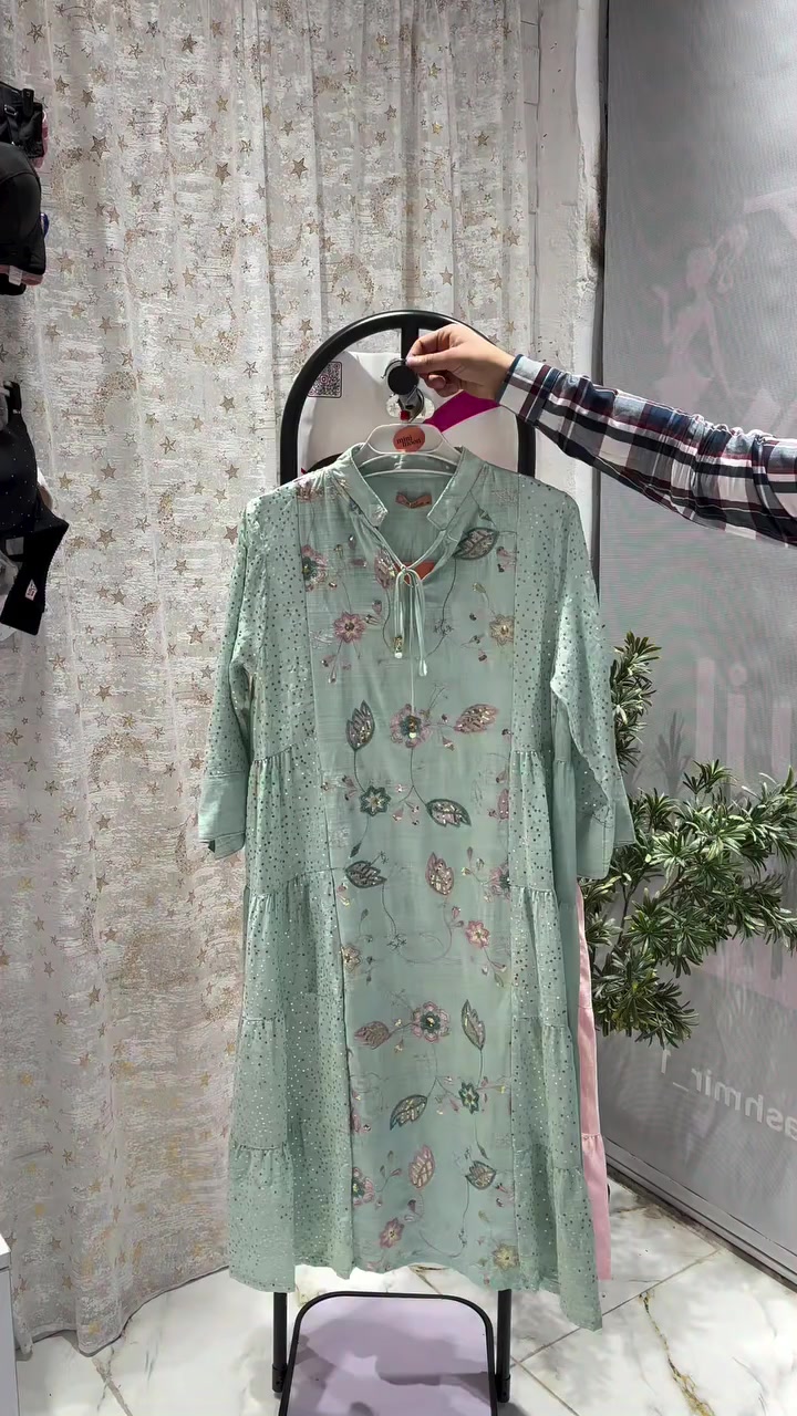 ⁨ ✨ ازياء كشمير ✨
-
٠أناقة بسيطة ولمسة ناعمة تكمل أطلالتكِ في رمضان 🌙
-
٠ قياسات المتوفرة /  m , L , xl 

٠ متوفر خدمة توصيل /
٠ داخل النجف و الكوفه 3000 
٠ جميع محافظات العراق 🚕 5000
للأستفسار أكثر مراسلة دايركت او عن طريق واتساب ***********

#ملابس_نسائیه #رمضان2026 #نجف⁩
