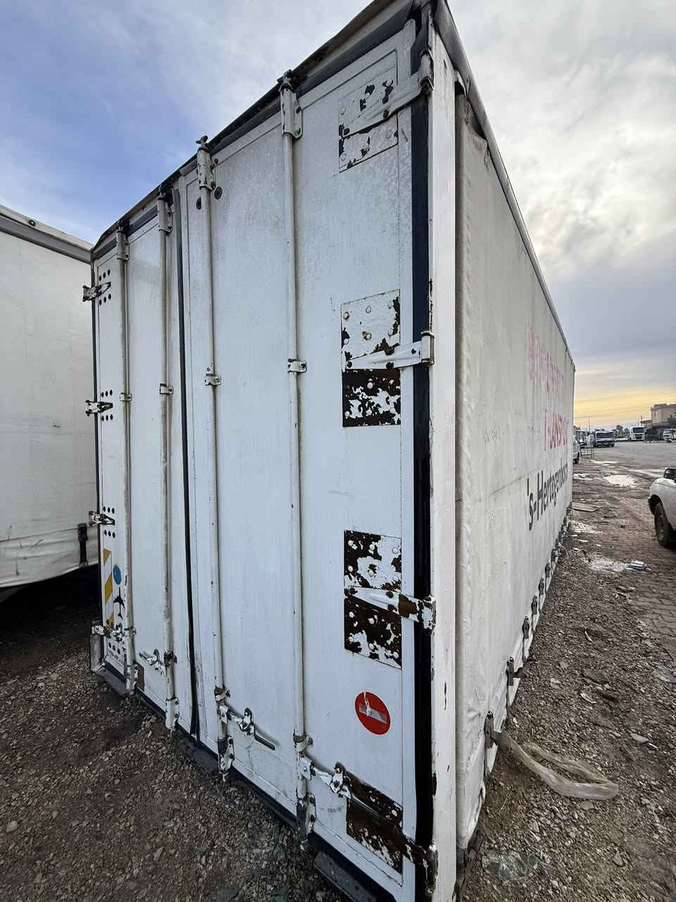 بدی للبیع مال اكتروز ٨ متر ***********/***********
