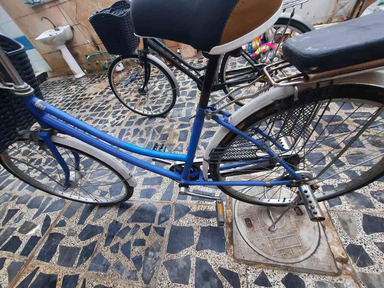 بايسكلات ثنين للبيع أثنينهن 100 و بيهن مجال للشراي مكاني بغداد سبع أقصور


**إذا كنت صاحب هذا الإعلان وتريد حذفه لأي سبب، رجاءا أرسل رسالة إلى الدعم الفني**