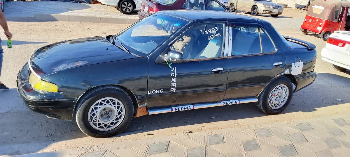 للبيع سيفيا مديل 94رقم ديالى نكليزي تحويل ثاني يوم محرك كير كفاله  صدر وره كدام حلو سعر 27وبيهه مجال شويه للستفسار اكثر اتصال وبيك خير وتدلل مكان ديالى ***********
