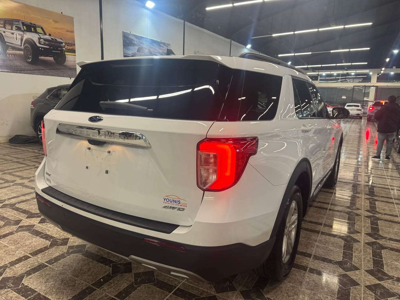 فورد اكسبلورر XLT 4wd
*********** أربيل, العراق
