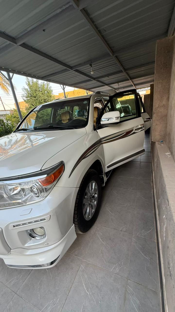 لاندكروز 2013
ماشية ١١٣

كفاله عامه رقم شمالي أربيل

سنوية الئ 2028

محرك 6 سلندر

تخم تاير جديد كفاله

مواصفات كاملة  

 بريم

السعر 385$  بيها مجال بسيط

مكان السيارة (الأنبار القائم ~ناحية الكرابلة)

للاستفسار:

‭٠٧٨٢ ١١٩ ٢٦٩٥‬
