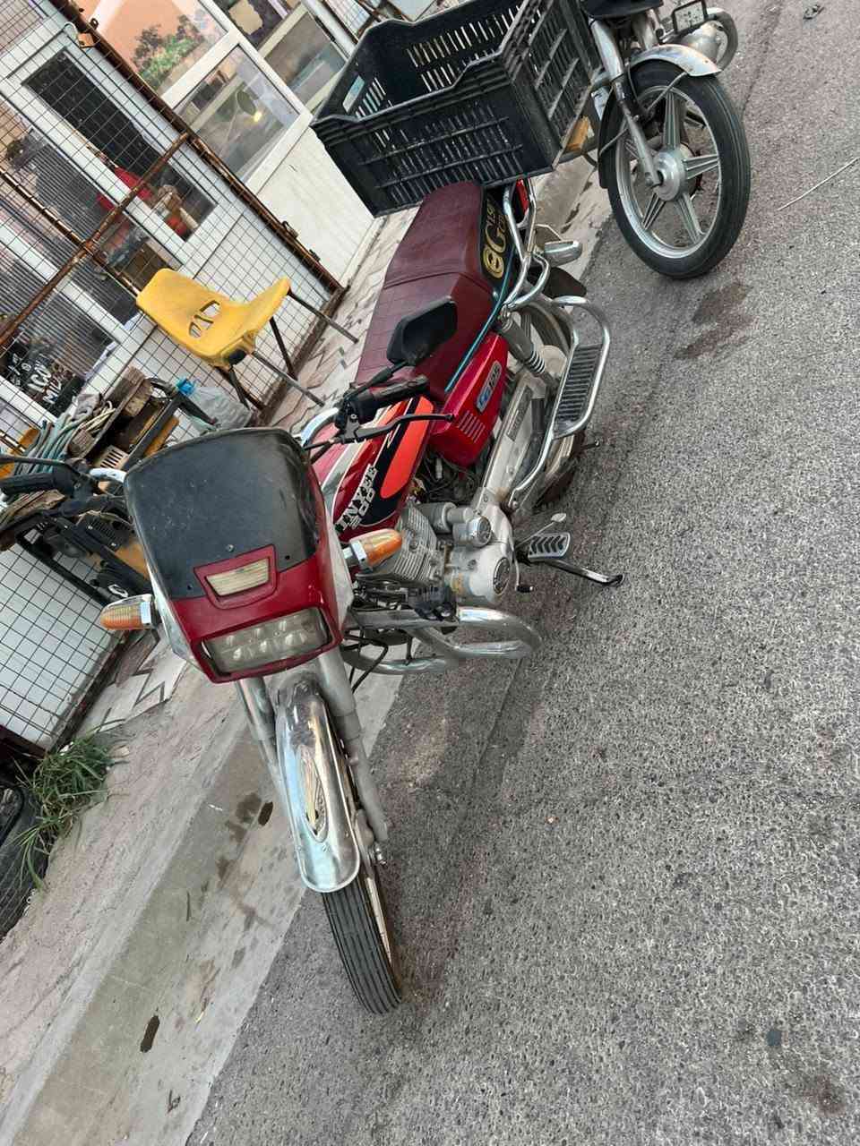 السلام عليكم دراجه للبيع سعر 525 الف وبي مجال مابي اي عيب شرط فحص  موديل 20)  (*********** ) مكان كركوك
