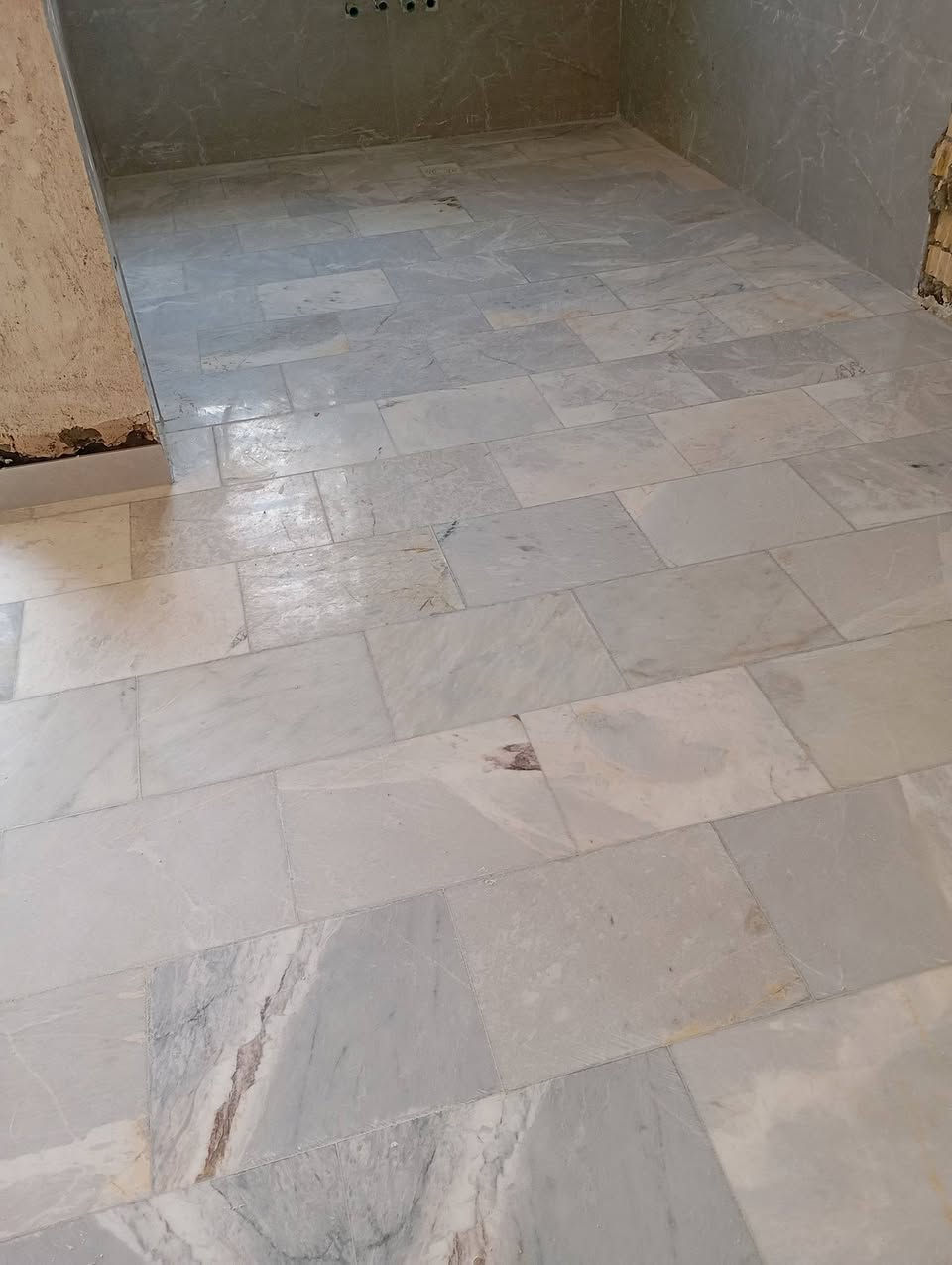 هاذا شغله ارضيه بآيات سيراميك طوريج كربلاء ***********
