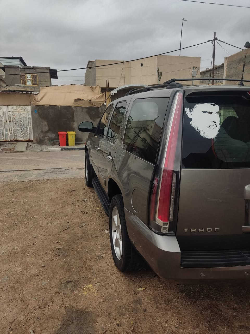 سلام عليكم تاهو 2007 ادوات ادوات
متؤمه 
خليجيه وكاله الغانم 
كفاله ضربه و كص وسرقه 
قطعتين صبغ 
مكينه كير حداديه طخم تاير 
كله جديد 
ماكو نقص برغي 
مكاني بصره 
السعر 80 
***********
