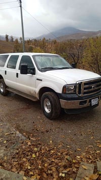 ورحمه اخوان هاذ سياره عليها حجز مروري أطالب عليها ايشرا حجز عليها أي و...