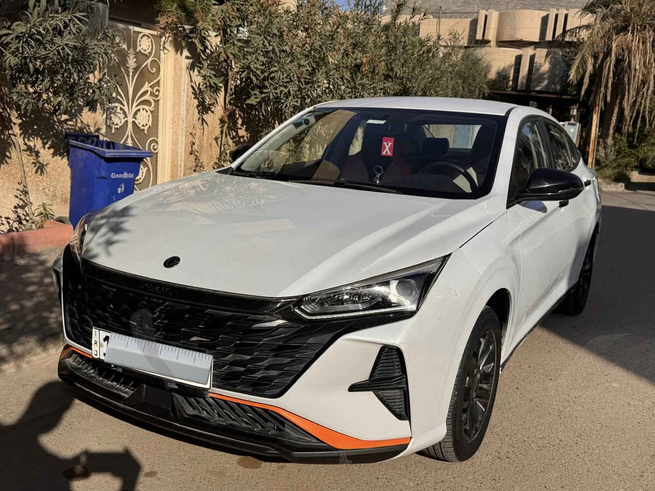 السلام عليكم دونغ فينغ شاين A30 موديل 2024 ابيض وكالة ليث العبيدي ماشية 33 الف بعدها بالضمان ( 6 سنوات او 200 الف) محرك 1500 تنفس طبيعي 
السيارة كفالة عامة عدا قبغ الجنطة النازل بي صبغ وتكحيلة مأشرات بالصور
السعر 107$ بيها مجال بسيط للشراي 
للتواصل *********** 
مكان السيارة بغداد الكرخ العدل
