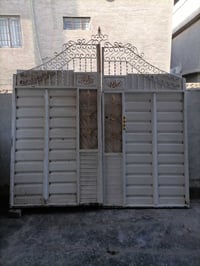 للبيع باب كراج حديد ثقيل القديم بليت كله ثقيل العرض مترين ونص باب حيل ...