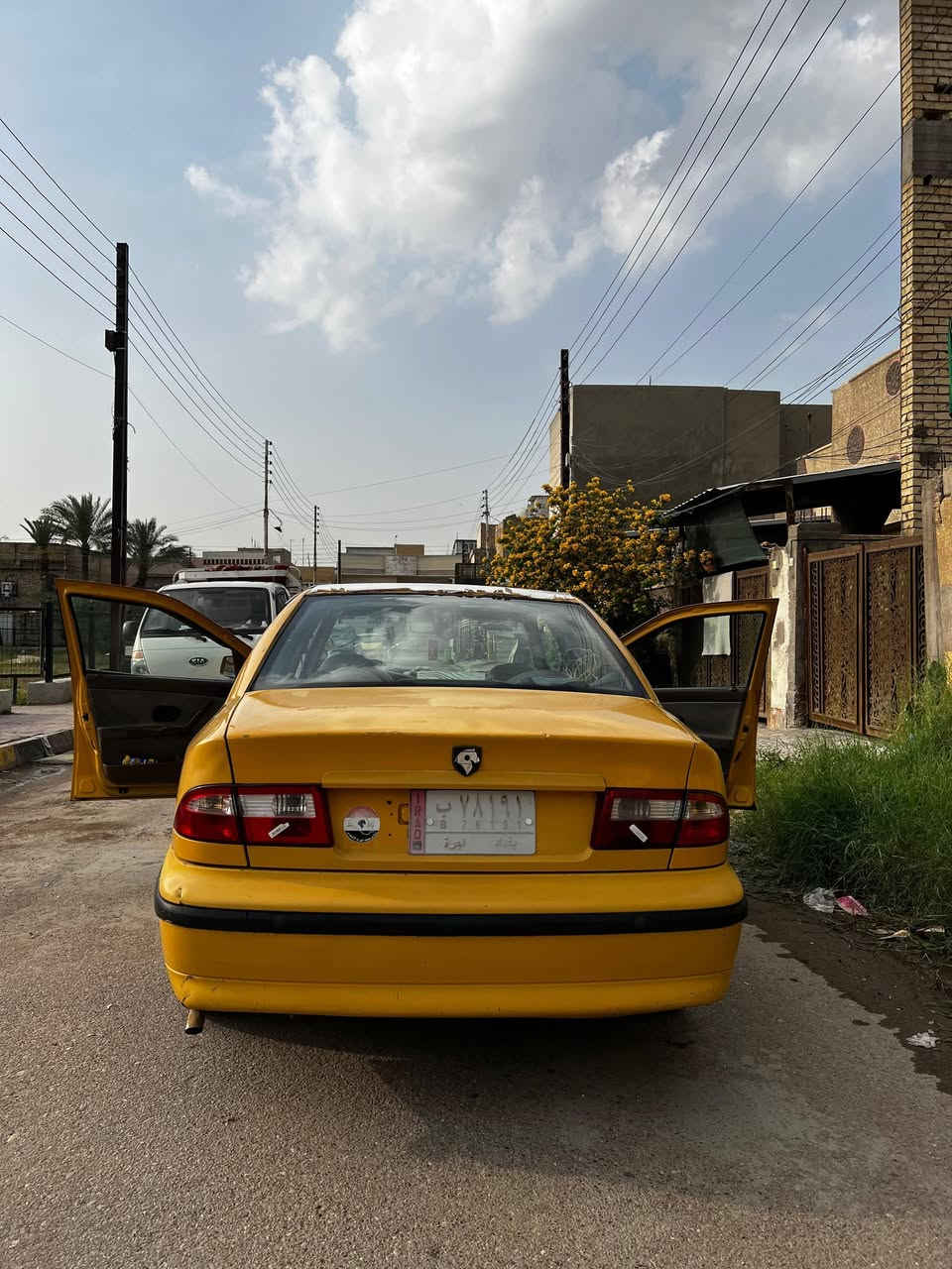 السلام عليكم ورحمة الله وبركاته

سمند موديل ٢٠١٢ تكسي
كير، مكينة، وكلج جديدات — خير من الله
السيارة ممتازة، تبريد وتدفئة بكفاءة عالية
السيارة نظيفة وخير من الله، وبيها فقط طخة بسيطة بالجاملغ الأمامي الأيمن السعر ٣٥ بيه مجال مكان بغداد


**إذا كنت صاحب هذا الإعلان وتريد حذفه لأي سبب، رجاءا أرسل رسالة إلى الدعم الفني**