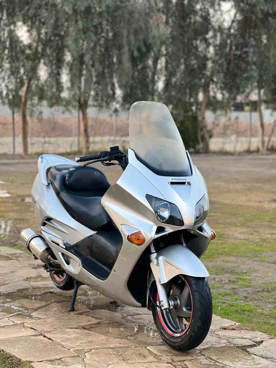 سلام عليكم مطور البيع فورزه 0/6 محرك شرط / لسعر / 800 بي مجال / عنوان موصل / ***********
