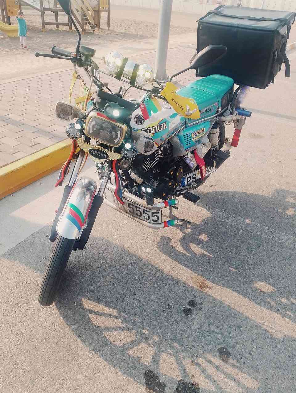 سلام عليكم دراجه سفانا خمسه كير موديل 24تشغيل عن بعد نكره سلف محرك 200cc نضافه فول مكفوله كفاله عامه اي نقص مابيهه اوراق كامله 
العنوان بغداد مجمع بسماية 
السعر 800 وبيها مجال 
متواجد واتساب و ماسنجر 
مستعجل على البيع 
***********
