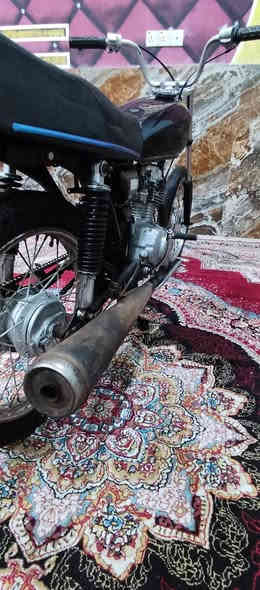 السلام عليكم دراجه البيع ادوات  محرك ربيدو قراض الدراجه جدد و شاصي مكفول من الحيم و العواج الدراجه نقصه سبرنكه مال هندر سعر الدراجه 350 و بيه مجال الطيبين مكاني البصره قضاء ابو الخصيب حي العسكري توصل وتساب ***********
