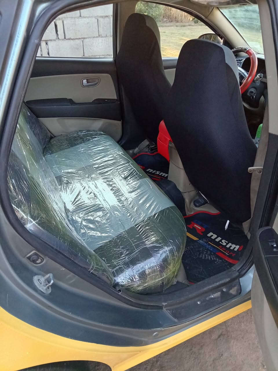 السلام عليكم النترا 2011 خليجي مكينه 1600 دكشن عالي مكينه وكير خير من الله رقم واسط نكليزي مصفره هيئه وغرامات خط جوال تحويل ثاني يوم سياره مكفولة كفاله عامه تخم تاير ويل جدد دوشمه جديده حداديه خلفي أمامي جديد كهربائيات كله شغاله تبريد ثلج سياره جاهزه على آخر حبايه السعر 105 للاستفسار *********** مكاني واسط الصويره
