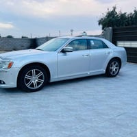 كرايسلر 300 • بنراما فتحتين • جلد تدفئة تبريد