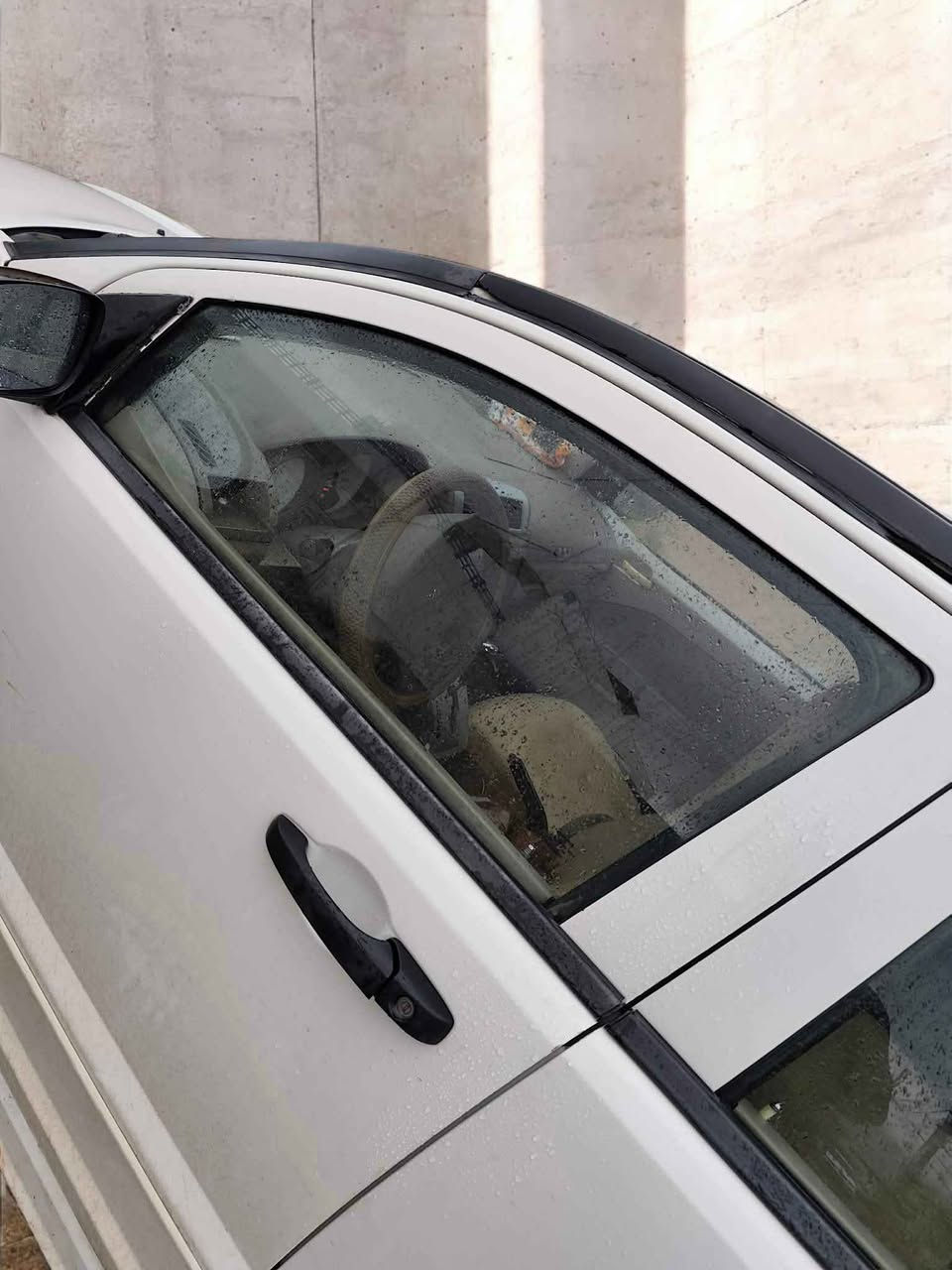 دۆج کالیبەر ۲۰۰٨ ناو زەرد مەکینە ۲٤ مەرغوب جام عادی سەنەوی بەسەر نەچووە ڕەقەمی تازەیە تەبرید و گێڕو مەکینە بەشەرت دوو پارچەو پەڵەیەک بۆیاغە بێ ناو گرتن پاش و پێشی لێدراوی نیەو ناوی نەگرتووە ماڵی دۆستە بۆ زانیاری زیاتر پەیوەندی بکە بە ...
***********
***********  ... watsup رانية, السليمانية
