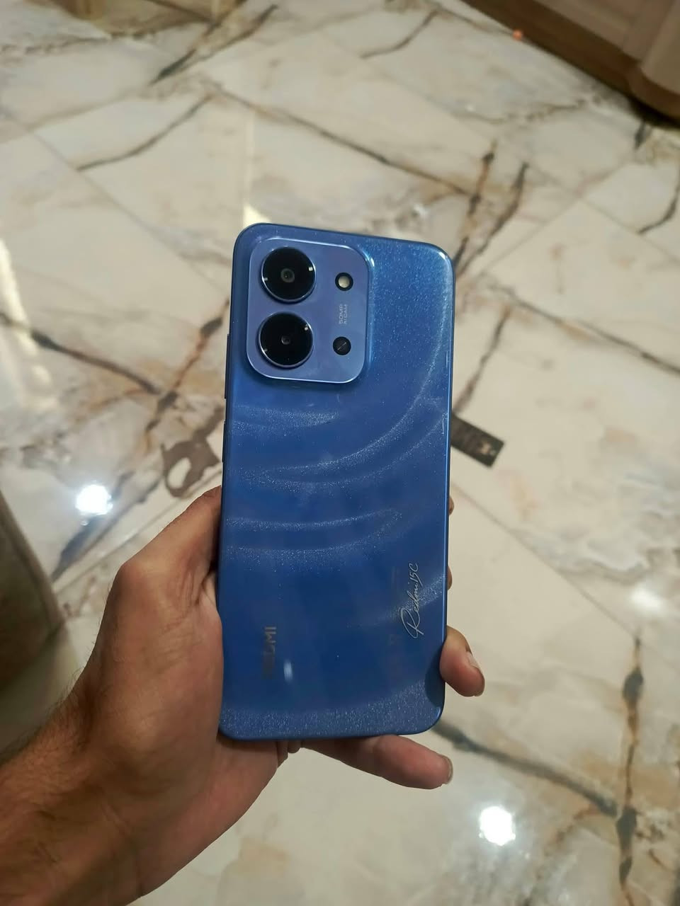 جهاز شاومي ريدمي c15 الجهاز جديد بمعنى الكلمه مستخدم يومين فقط بعده بالباكيت شرط نضافه 100% كامل ملحقاته مواصفاته كلش حلوه رام 8 ذاكره 256 شاشه جبيره ممتازه مقاومه للصدمات بطارية سعة 6000 مل السعر 150 الف وبيه مجال بسيط مكاني سدة الهنديه / المهناويه / / قرب ملعب قريه 1 / ‏‪***********‬‏ متوفر واتساب
