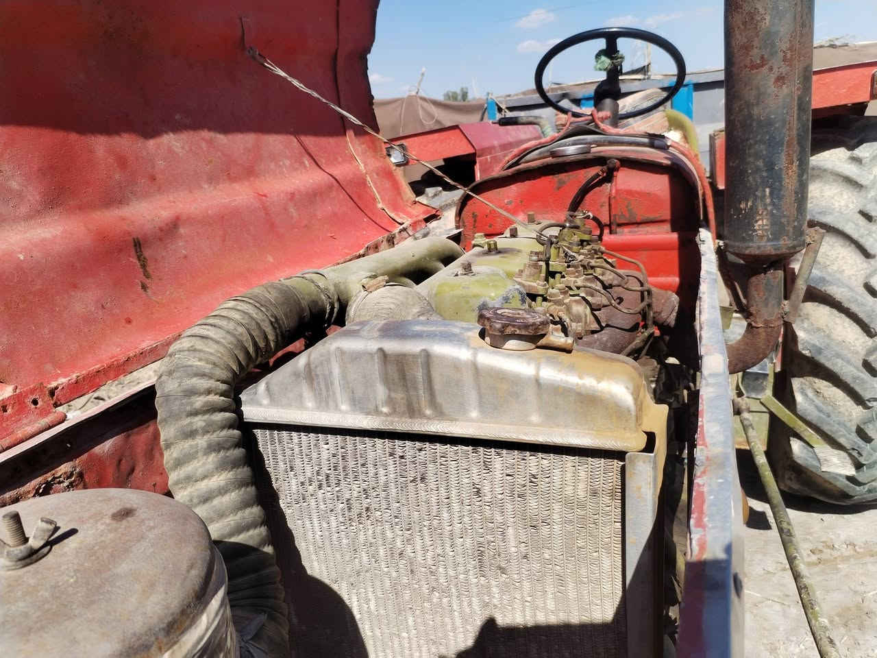 للبيع عنتر بدون موديل 88 جاهزه مابيها اي نقص مابيهه العنوان طريق نجف كربلاء عمود 870 للاستفسار ***********
