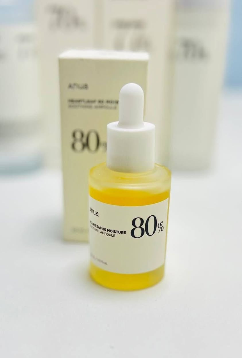 سيروم مهدئ ومفتح، غني بمستخلص الهارت ليف الكوري 🇰🇷
Anua - Heartleaf 80% Soothing Ampoule  
✨ يقلل التهيج
✨ يمنح توهج صحي
✨ ترطيب عميق بفضل البانثينول + الهيالورونيك + البيتين
✨ قوام خفيف وسريع الامتصاص
✨ خالي من العطور والبارابين والزيوت المعدنية
✨ مناسب لكل أنواع البشرة حتى الحساسة والمعرضة للحبوب
هدية 🎁 مشط خشبي 🫰🏻

توجد توصيل لجميع المحافظات العراق 🇮🇶🚚🚕للحجز والاستفسار يرجى التواصل عبر الخاص 📩💌توجد لدينا عروض خاصة وخصومات وهدايا 🎁😍


**إذا كنت صاحب هذا الإعلان وتريد حذفه لأي سبب، رجاءا أرسل رسالة إلى الدعم الفني**