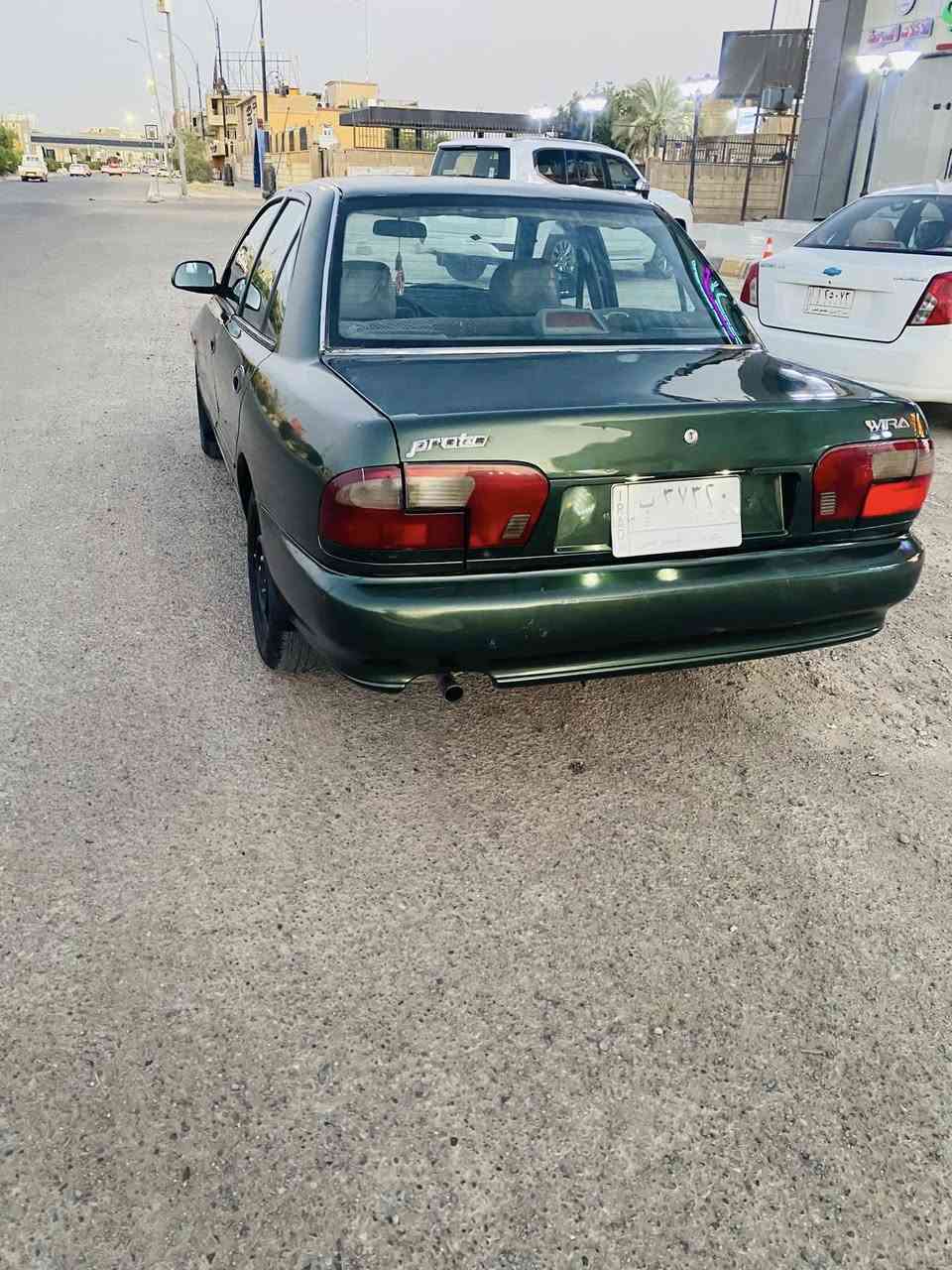 السلام عليكم ..
بروتون موديل 2002 مصبوغة عام 
كير محرك خير من الله سيارة ماناقصهه شي
رقمهه بغداد مشروع وطني 
السعر 34 وبيهه مجال للشراي
للاستفسار اكثر
***********
