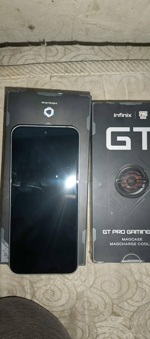 سلام عليكم شباب جهاز للبيع جي تي ٣٠ برو جهاز استعمال نضيف ومغلف الجهاز بي فطر زغير بركن الشاشه زغير وممأثر عله الجهاز السعر ٣٥٠ وبي مجال الي يريده يتصل ***********او يراسلني مازنجر
