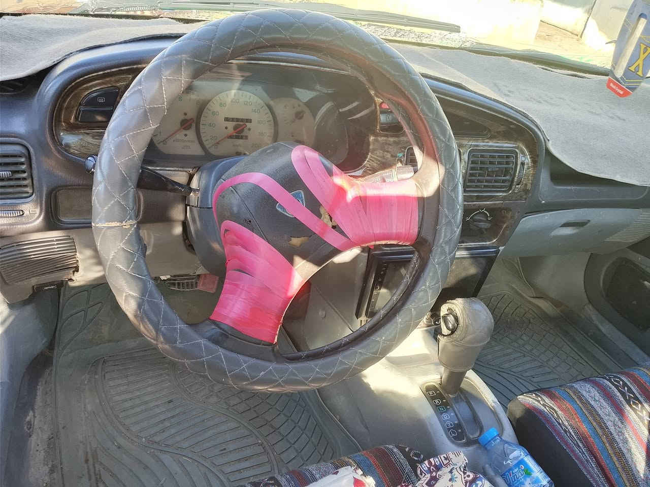 السلام عليكم براتون موديل 2004 رقم بغداد تحويل مباشر السنويه الى 27 سياره اوتوماتيكك ماكينه شرط كير شرط سياره جاهزه السعر 38 بيها مجال اتصال على الرقم ***********
