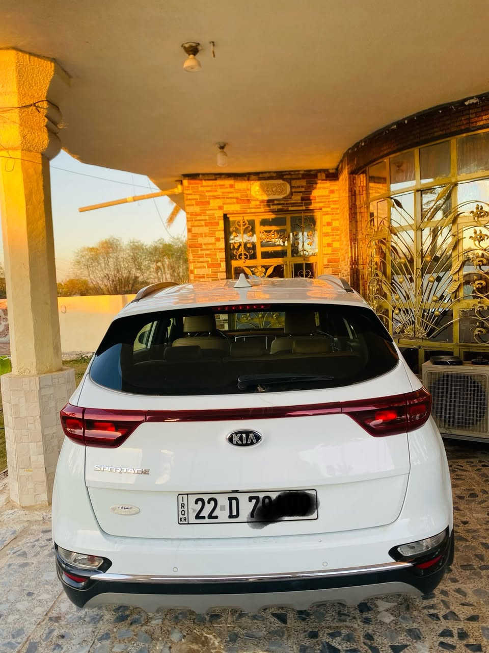 🛑سبورتج خليجي مكفول 2021
🛑 رقم اربيل 
🛑ماشيه 76 كم حقيقي اجراس كُلهه شغاله
 🛑جديده ع وضع الشركه بجيس الشركه لغاية الان  

 السعر 215
***********

المواصفات :-

 🛑 كشن جلد قرميد لون بيجي
 🛑 شاشة اندرويد
🛑انارة ترحيب ابواب و يدات
 🛑 مري اوتوماتيك حساس من تتقرب ع سياره تفتح
 🛑المري شفط 
 🛑أشاير بالمري 
 🛑لدات ترحيب 
 🛑حساسات اماميه وخلفيه
 🛑 شاشه كبيره بلادي
 🛑كاميره دواره بلاديه
 🛑تبريد بيانو  
 🛑موسيقى ترحيب ابواب وتشغيل
 🛑ويل 22  كروم 
 🛑 كشن جلد قرميد لونين مضلع
 🛑مانع انزلاق 
 🛑شاشة اعطال
 🛑 قطعتين تبريد
 🛑تحكمات جهتين
 🛑كروزات سرعه
 🛑مود درايف اربعة انظمة قياده    
 🛑سستم نيكل
