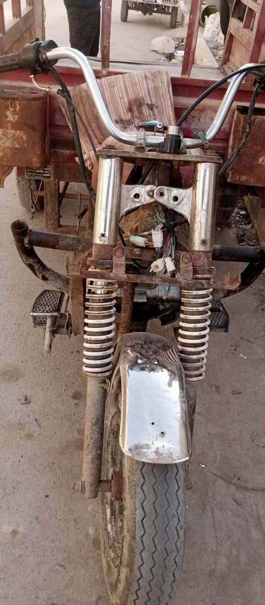 ستوته كلك للبيع مفتوحه بس كلجات مديل 13 سعر 600مكاني ناصريه حي شهداء ***********
