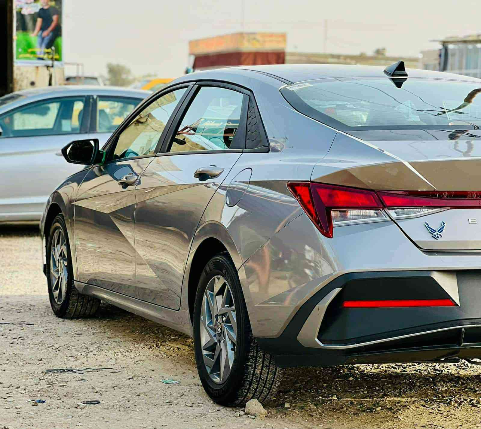 النترا وارد امريكي موديل 2024
مرقم شهداء ذي قار 
ضرر جاملغ صبغ 
السياره فول
فتحه سقف 
بصمه 
شاشه تاب متصله 
 رادار امامي خلفي                                                
وباقي المواصفات معروفه 
السعر :152وبيه مجال
 مكان السياره :الناصريه. 
لاستفسار : ***********
