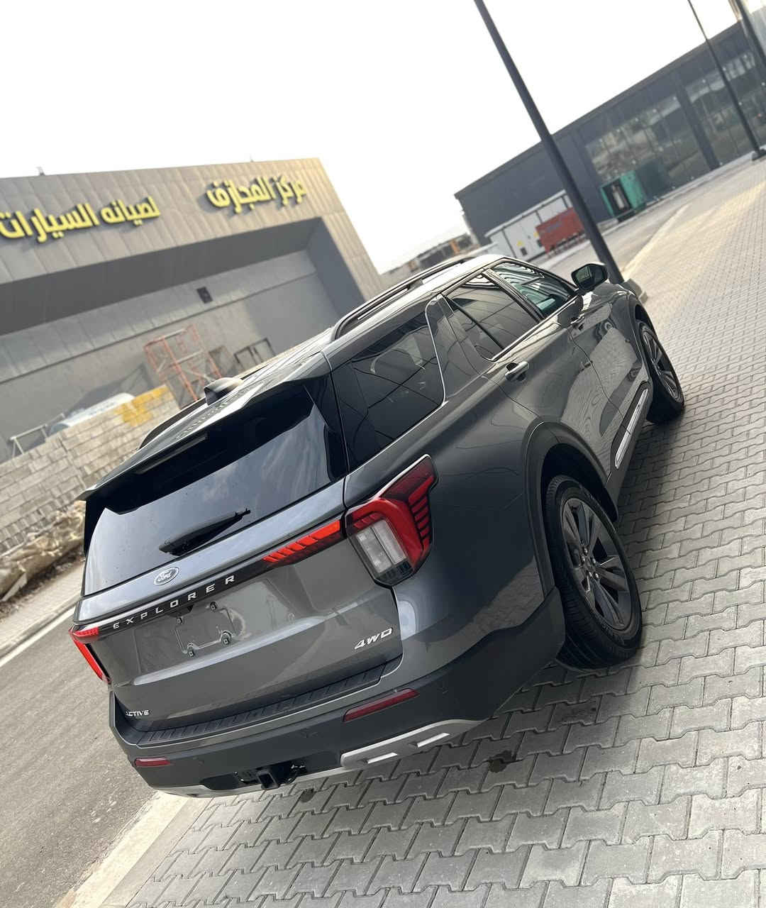 السلام  عليكم ورحمة الله وبركاته 
Ford explorer active 4wd

‏‎‏‎     — لـلـبـيع  —‏

‏‎‏‎وراد أمريكي شكل جديد.   

‏‎‏‎الموديل           2025 

فئة — Active 4WD

حجم المكينه   — V4/2300T

‏‎‏‎اللون                نفطي   

‏‎‏‎المسافه المقطوعه  8000 mil 

‏‎‏‎حاله السياره. —  بدون صبوخ بدون إرباگ بدون دواخل 

✅ملاحظة سيارة فقط بوند بدل بيلادي لايتات راديتر دعامي كلش بيلادي بشرط  

✅صور حادث و رقم شاصي موجودة

1FMUK8DH2SGA70244

‏‎‏‎المواصفات 

‏‎‏‎- بصمة تشغيل 

‏‎‏‎- بصمة أبواب 

‏‎‏‎-تشغيل عن بعد 

‏‎‏‎-ترحيب عند الاقتراب 

‏‎‏‎-كشنات جلد 

‏‎‏‎- رادار جانبي 

‏‎‏‎-رادار امامي 

‏‎- رادار خلفي 

‏‎‏‎- شاشه كبيره تدعم نظام الأبل كار باي ونظام الاندرويد 

‏‎-تدفئة ستيرن 

‏‎-گير ماوس 

‏‎-دبل اكسل 

‏‎-اوتو هولد 

‏‎-اوتو ستوب 

‏‎-هندبريك بصمه 

‏‎-٧وضعيات قياده 

‏‎‏‎-كشنات تدفئة 

‏‎‏‎- ستيرن بحركه كهربائيه 

‏‎‏‎- تبريد مركزي 

‏‎‏‎- بگ لايت LED 

‏‎-صندوق كهربائي 

‏‎-كشنات VIP ( منفصل )

‏‎‏‎- كود باب 

‏‎‏‎-كرسي السايق والراكب بحركه كهربائيه

‏‎‏‎-تحكم ستيرن جهتين 

‏‎‏‎-تحديد سرعه 

‏‎‏‎-مانع انزلاق 

‏‎‏‎-ليد نهاري

‏‎‏‎-كامره خلفيه دواره 

‏‎‏‎باقي المواصفات المعروفه 

‏‎‏‎ 💵💵السعر           ٢٩٨ ورقة

‏‎‏‎بدون رقم بشرط الترقيم(اربيل سليماني دهوك)  

‏‎‏‎موقع  السياره — السليمانية 

‏‎‏‎للأستفسار.     —***********
