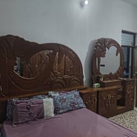غرفة مستعملة • ٦ أبواب • نظيفة ٩٩٪