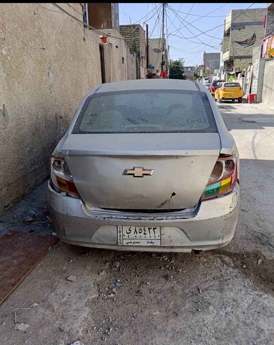 السلام عليكم
سيارة للبيع كوم حديد اوراقها موجودة بس تحتاج معاملة لان ورثة اني ابيع كوم حديد السيارة طافية عوزها تجفيت المكان بغداد الامين الثانية 
ما متواجد على الفيس اريد اتصل ***********
