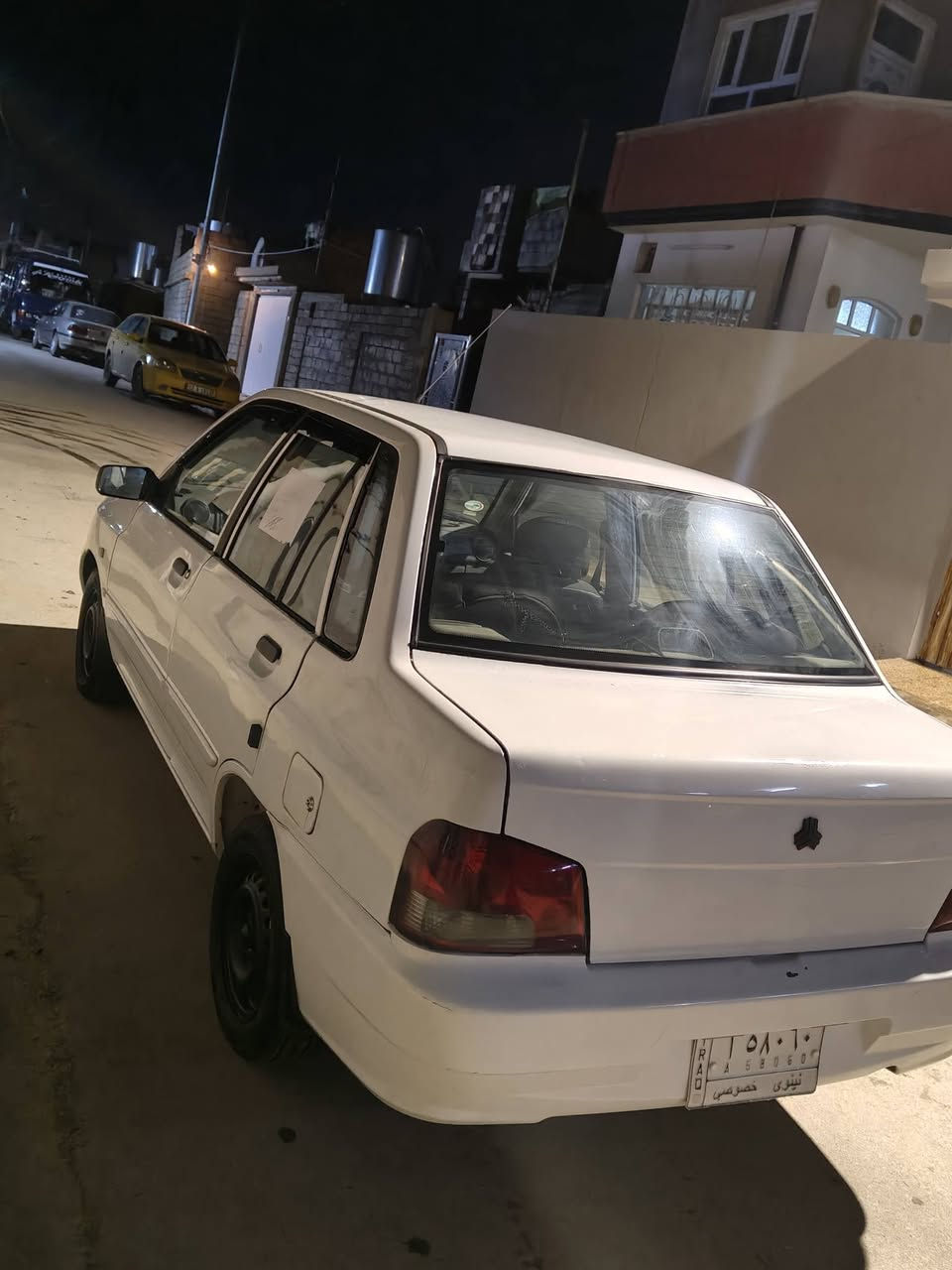 السلام عليكم سايبه للبيع موديل 2012 خصوصي السياره حيل نضيفه طخم تايه جديد مكينه جديد لا نفخ ولا بخار هذا رقم راعيها اني مكلف بل نشر بس @***********
