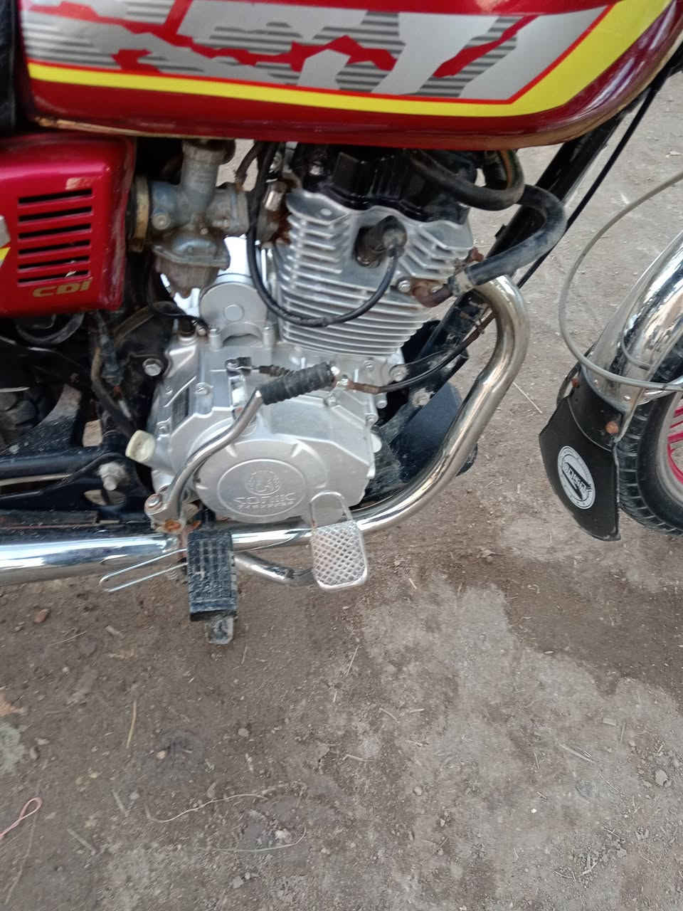 سلام عليكم دراجه سيفان موديل ٢٤ مكفوله مكينه ٢٠٠ خير من الله اوراق سكنر أوراقه ٣ من الوكيل دراجه نضيفه. عوزه. ويل امامي مختلفات السعر 650 وبيه مجال *********** مكاني بابل مشروع المسيب
