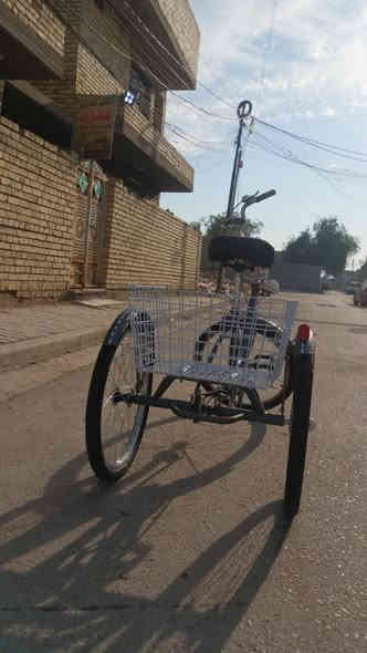 دراجة هوائية ذو ثلاثة عجلات جديدة قليل الإستخدام للبيع الاتصال على الرقم ***********
