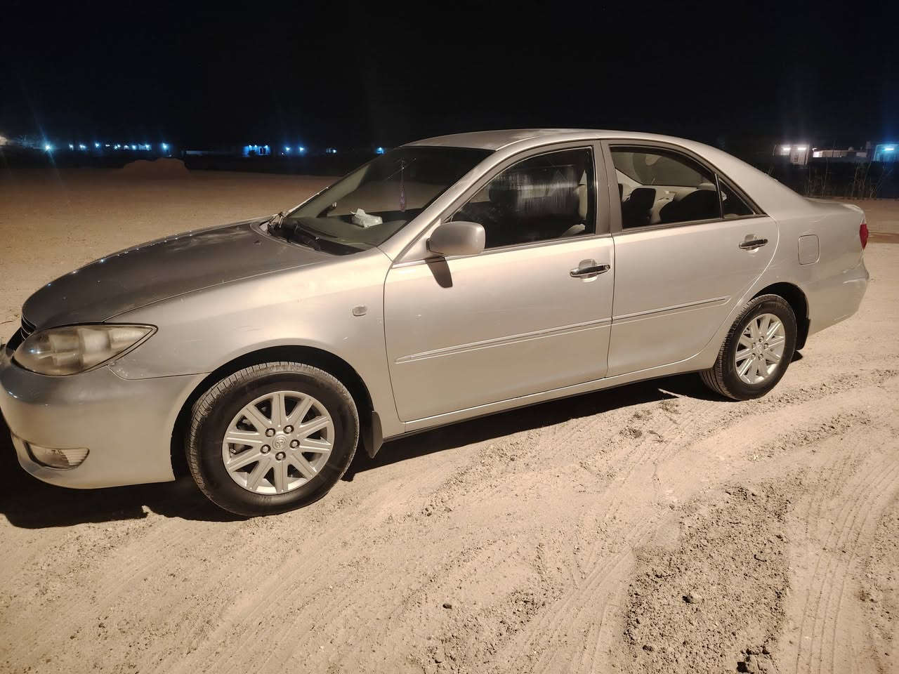 🚗 للبيع: تويوتا كامري 2006 خليجي
سيارة نظيفة جداً ومتعوب عليها، جاهزة للاستخدام بدون أي صرف 👌
🔹 الموديل: 2006
🔹 المواصفات: خليجي
🔹 الحالة: ممتازة جداً
🔹 الصبغ: بيها فقط قطعتين صبغ بدون دواخل أثر شخوط 
🔹 المكينه والكير: بحالة ممتازة 👍
🔹 الإضافات: بيها منظومة غاز اقتصادية
✨ السيارة استخدام شخصي ومهتم بيها، ما تحتاج أي شي
📍 الموقع: (#العامريه_الفلوجه)
💰 السعر: (100$)
📞 للاستفسار والمراسلة: (***********)
🔥 سيارة مرتبة وتستاهل، فرصة ما تتكرر
#كامري #تويوتا #سيارات_للبيع #بغداد #سيارات_العراق #بيع_وشراء #Toyota #Camry
