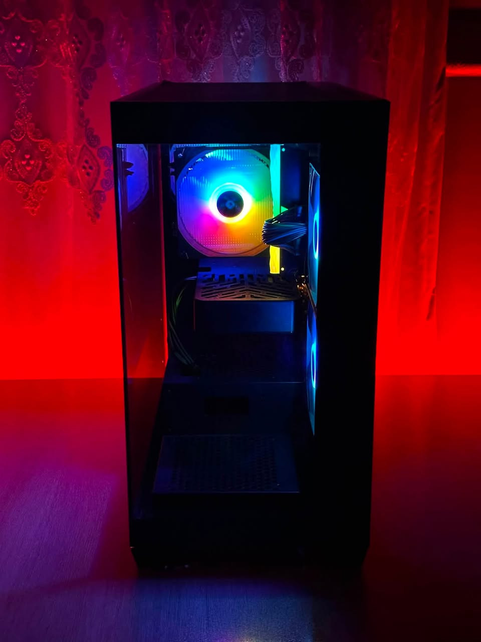 کیس قوی و جمیل و نضیف للبیع
GPU: 5060 8gb palit 
CPU: Ryzen 5 5500
MOTHERBOARD: B450
RAM: 1x16GB 3600mhz
HARD:  ssd 1tb
POWER SUPPLY: 650W 

سعر: ملیون و 125

توصیل موجود

***********
