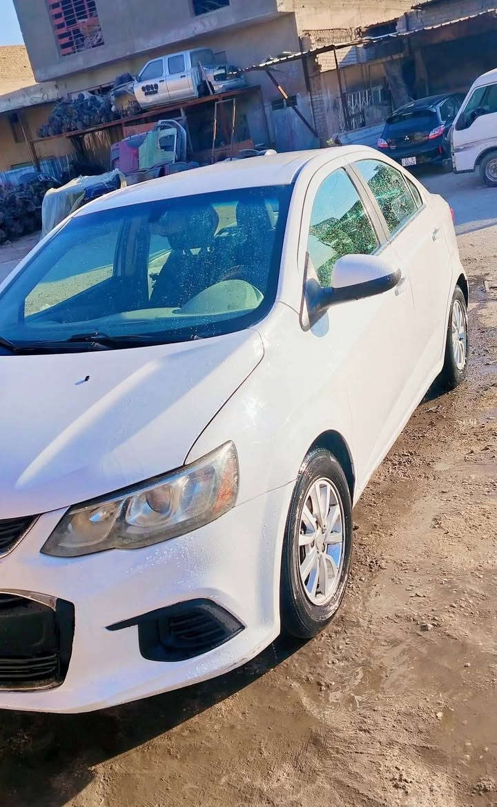 شوفر ليت سونك للبيع
موديل19
محرك 1400تيربو 
تتحكم ستيرن جهتين
شاشه كبيره
ماشيه 122 
فئة LT
السياره نضيفه كلش أوحادثه موجود بلصوره
مكاني كربلاء
رقم انكليزي بابل بسمي 
متواجد واتساب ***********
السعر /65 $ مستعجل على بيعته ورجآ لحد يكسر بلسعر لان بسعر سايبه
