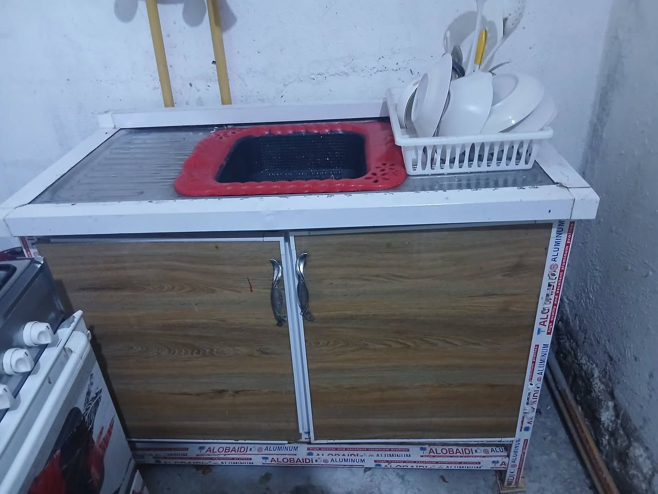 سنك وملحق نظاف سعر ٥٠ وبيه مجال الشعب الثعالبه ***********
