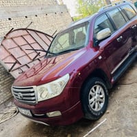 لاندكروز 2011 موديل 2011 ستينهة  6سلندر  رقم بغداد ب اسمي   تبريد 3 قط...