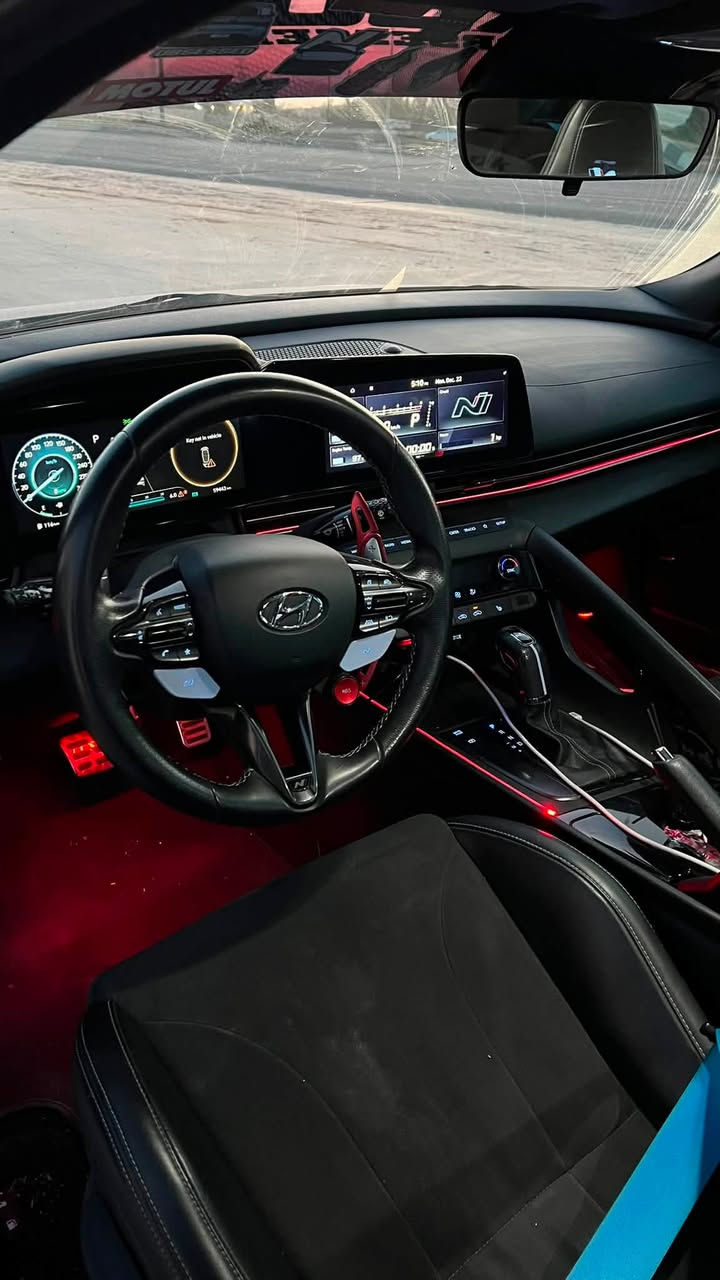 بسم الله الرحمن الرحيم
حلال القوي للبيع 🩵🩵 
Hyundai Elentra N 2022
مبدل دهن جديد 🔥
وعليها ادامة جديدة كاملة للسيارة🔥
+++++++ البجم كبسسسسس 🎀
بالنسبة للمراوس فقط ويا كورلا هايبرد او byd 

المواصفات:❤️‍🔥N  سرعة 300
السعر  147 وبيها مجال ✅
السيارة ماشية 45 ميل ..

1️⃣كير اوتماتيك 8 نمر دبل كلچ DCT 
2️⃣كشن حضن 
3️⃣كشن علامة N
4️⃣كشنات كنتاره وجلد N
5️⃣سلايد روف 
6️⃣اناره داخليه 👌🏻٢٤ لون
7️⃣تحكم ستيرن نورمال وسبورت
8️⃣تحكم دبلات نورمال وسبورت
9️⃣ابواب بصمة
1️⃣0️⃣بصمة تشغيل 
1️⃣1️⃣شحن وايرلس
1️⃣2️⃣شاشة متصله 
1️⃣3️⃣كاميرا
1️⃣4️⃣نظام صوت _𝐁𝐎𝐒𝐒
1️⃣5️⃣اشارة ترحيب
1️⃣6️⃣اشارة مرايا
1️⃣7️⃣اوتو ستوب
1️⃣8️⃣نقطة عمياء
1️⃣9️⃣تحديد سرعة
2️⃣0️⃣تحديد مسار
2️⃣1️⃣رادار امامي 
2️⃣2️⃣رادار جانبي 
2️⃣2️⃣رادار خلفي 
2️⃣3️⃣حساسات جانبي 
2️⃣4️⃣حساسات خلفي
2️⃣5️⃣نظام _ 𝐍𝐎𝐑𝐌𝐀𝐋
2️⃣6️⃣نظام _ 𝐒𝐏𝐎𝐑𝐓
2️⃣7️⃣نظام _ N🚀
2️⃣8️⃣نظام _NGS☠️🩶
2️⃣9️⃣كشنات هيتر
3️⃣0️⃣ستيرن هيتر
3️⃣2️⃣صندوق ذكي
3️⃣3️⃣لايتات ليد 4 عدسات زينون
3️⃣4️⃣بگلايت ليد

صور الحادث مرفوقة بالمنشور
بدون دواخل وايرباك

+ السيارة ستوك ملاعب بيها بالنسبة للصوت مال طلق والخ كله بلادي ﻼن هواي ميعرفون هالشي لكن شوي مرتبها مغير لون الاحزمة حاطلها هوائية وعطاس لدات داخلية يعني جمبزة حلوه تفاصيل الترتيب..

مكان السياره بغداد حي الجامعة
 
للاستفسار : ***********
