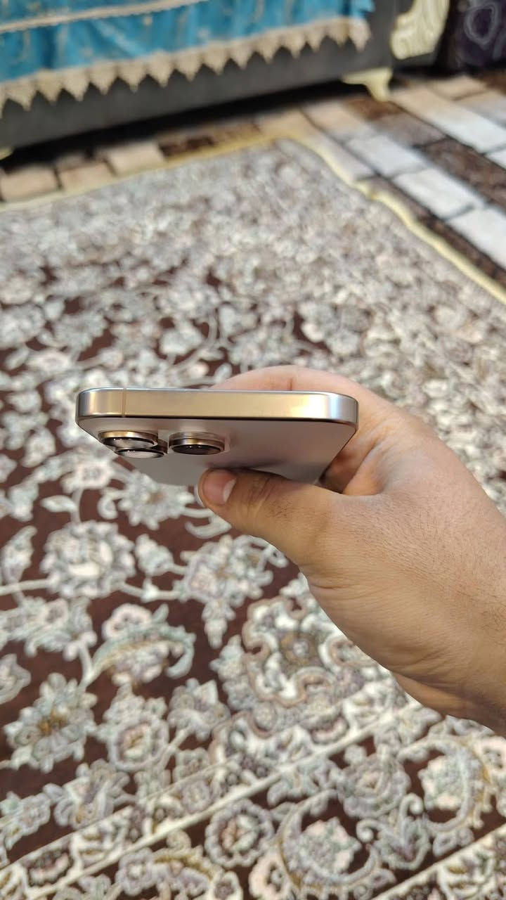 *********** واتساب فقط رجاءا
ايفون 16 برو ماكس السعر 500 العطل قاعده السيم كارت مكسوره الداخليه يعني يشتغل شريحة الكترونيه فقط
