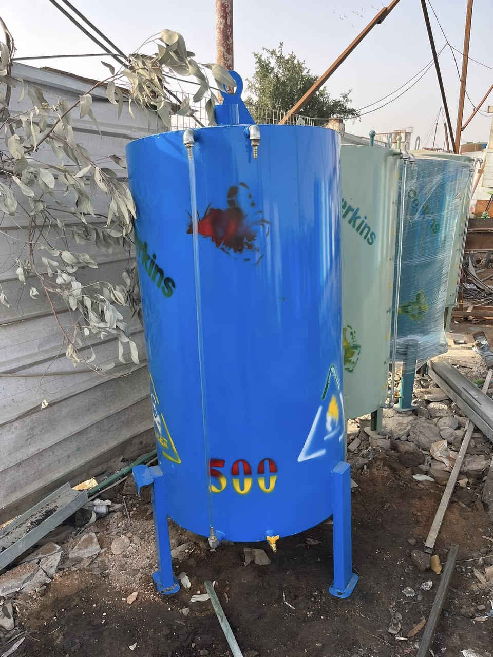 سلام عليكم              

تانكيات كاز ثنين مليم تارس جملة ومفرد وبسعار مناسبة 

تانكيات ماي مغلون جملة ومفرد توصيل كافت محافضات مجاني     لسفسار لمزيد تصل *********** عنوان نجف حي لحرفين
