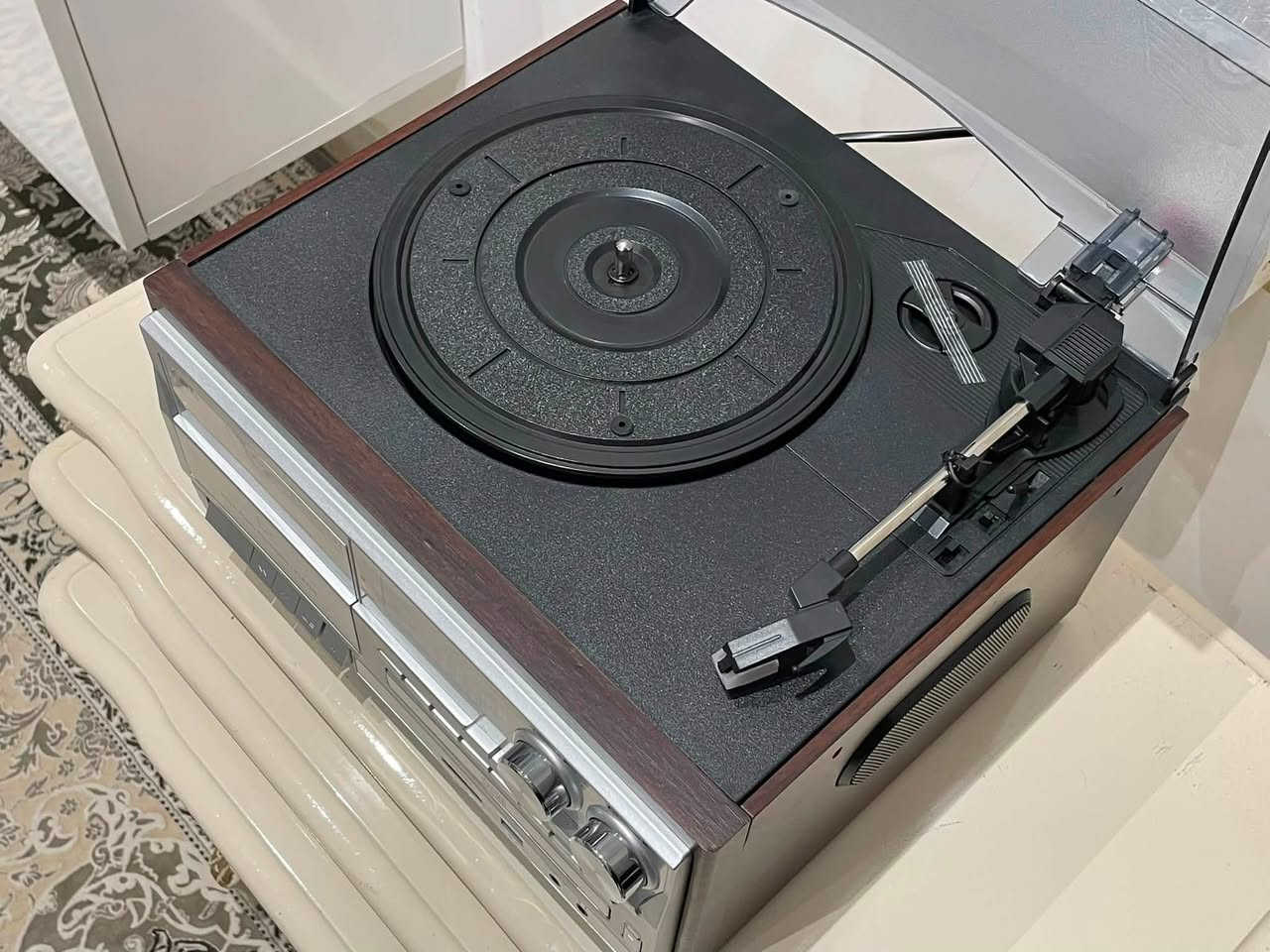 مشغل صوتيات متعدد المصادر من JORLAY
گرام فون
كاسيت
سي دي 
راديو FM AM
بلوتوث
فلاش / اواكس / رام 
جديد لوك بكامل ملحقاتة

للطلب مراسلة الصفحة


**إذا كنت صاحب هذا الإعلان وتريد حذفه لأي سبب، رجاءا أرسل رسالة إلى الدعم الفني**