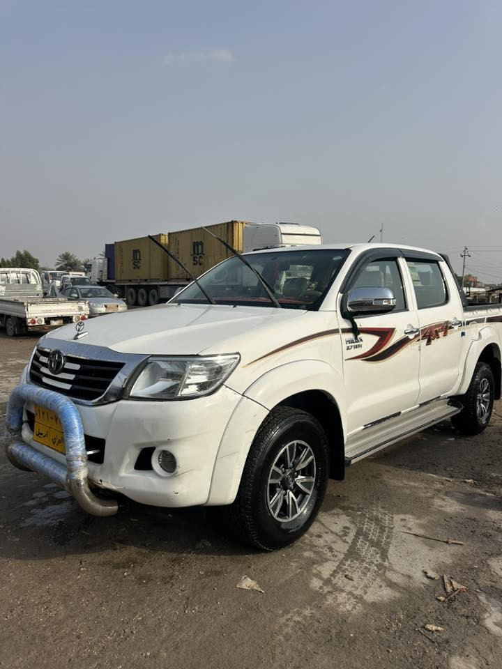 هايلوكس 2013 فور ويل مكفوله‭٠٧٧٢ ٥٠٤ ٥٧٤٨‬
