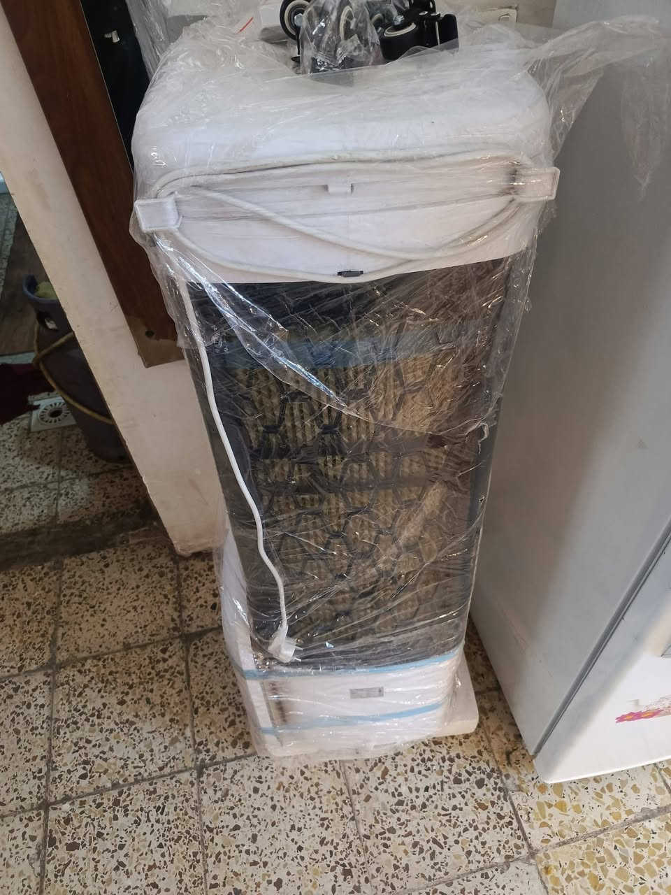 سلام عليكم غراض للبيع مكاني بغداد بلديات المعسكر تخم رصاصي250 الاحمر125 غساله11 ك ب125 الثلاجه علتجميد ب130 ميز طعام كرسين ويا45 كيزر ممستخدم ابد ب50 مبرده ممستخدمه ابد ابد ولا مفتوحه ماخذها ب250 هسه اريدها ب200 قبل يومين اخذتها مصار يومين عندي طباخات عدد2 ال5 عيون ب150 الا4 ب85 *********** اي استفسار راسلني
