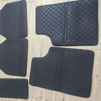ارضية سيارة • جلد