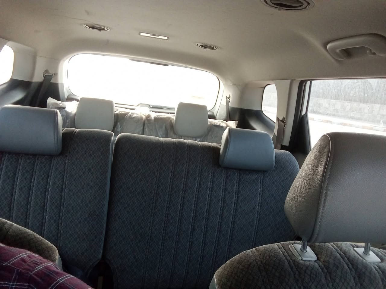 السلام عليكم عندي كيا كارنز موديل ٢٣ خليجي ماشيه ٤٠ الف رقم بغداد مكانها بغداد بيه بارد بلجنطه فقط٧راكب سياره حلوه باسمي سعرها ١٥٥ للاستفسار ***********
