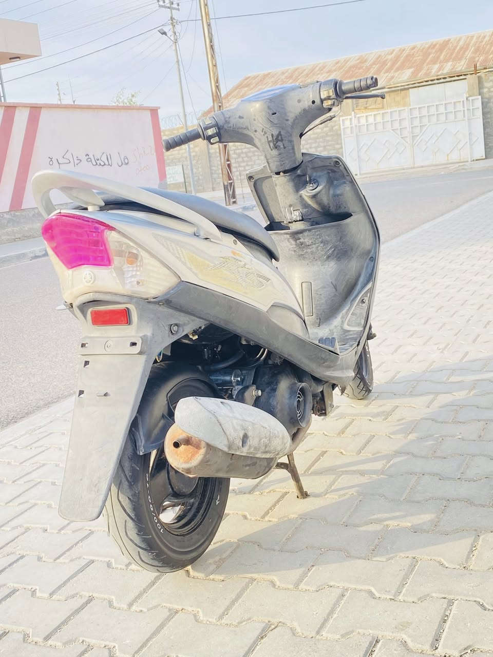 سلام عليكم عددله بلاد رنبه 
كفاله من طول لطول ملاح وكلها علا وضع لبلاد فقط سلف ولباقي جيب وياك لفيتر لبالك شلعه ومعدل ونضافه انضف من صوره جاهزه دراجه ومانقصها برغي مكاني قضاء المدينه.المحكمه  ***********
