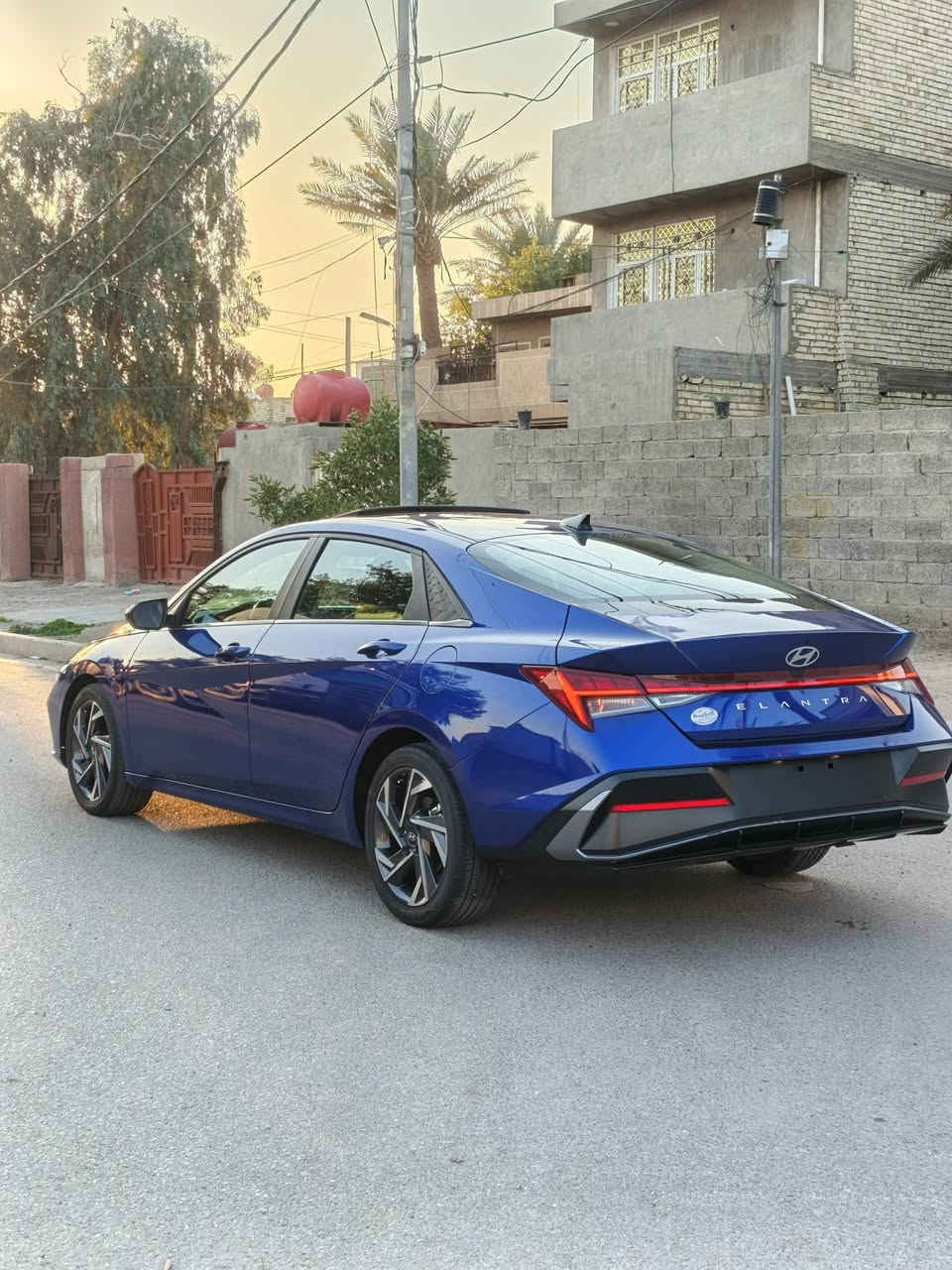 هيونداي النترا وارد امريكي 2024 (بدون رقم) محرك 2000 دوش دخول جديد بدون ايرباك ممشاها 20 mil مواصفات رادارات توقف ذاتي تحكمات انظمه تشغيل عن بعد شاشه متصلة ويل كب كروم كاميرا دواره فتحه سقف بصمه لد خلفي امامي شاحن تلفون مواصفاتها هوايه ومعروفه حادثها فقط الجاملغ مصلح لا شاصي ولا لغد كفاله تبريد شرط شركه ليبل واحد بالواقع احلى من الصور بهوايه مكانها بغداد البلديات 
‏‏‪***********‬‏
‏‪***********‬‏ ملاحظه بدون رقم السيارة نزل رقم 2 بالتعليقات لمعرفة السعر
